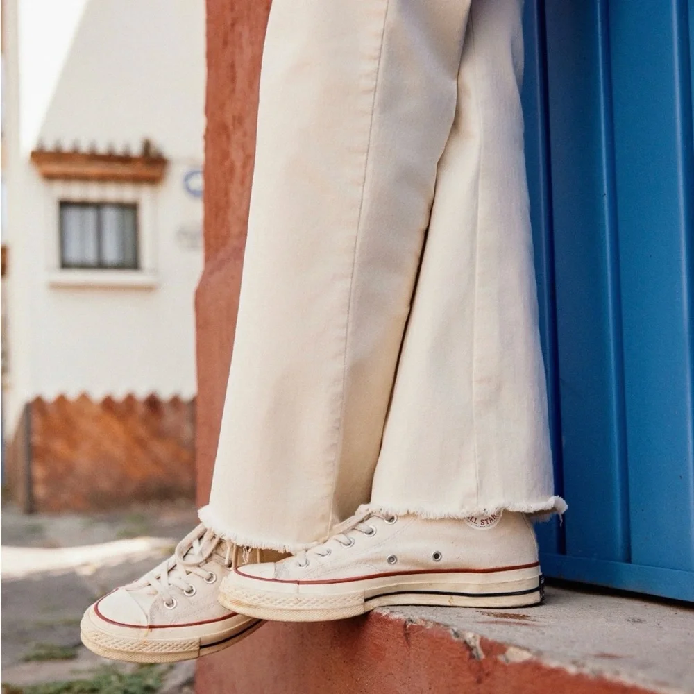 Marine‎ Layer Full Length Raw Edge Bridget Pant in Cream.